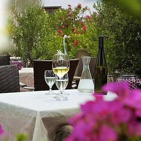 Locanda Zum Kreuz Neuenburg am Rhein