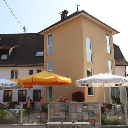 Zum Kreuz 3*