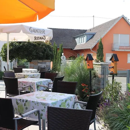 Zum Kreuz Neuenburg am Rhein